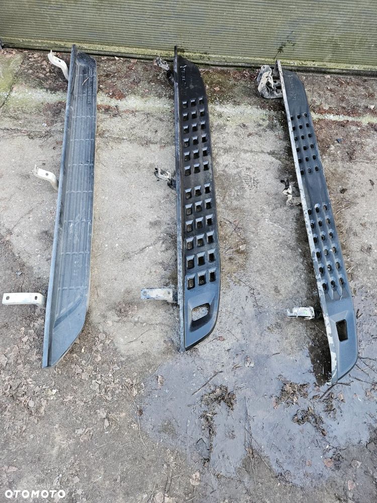 STOPIEŃ LISTWA PROGOWA FORD RANGER 4 16 LIFT EB3B-16451-G RANGER RAPTOR V LEWA JB3B-16451-AB (18-22r) RANGER RAPTOR VI N1WB-16451-S (22r-24) RADOM - 1