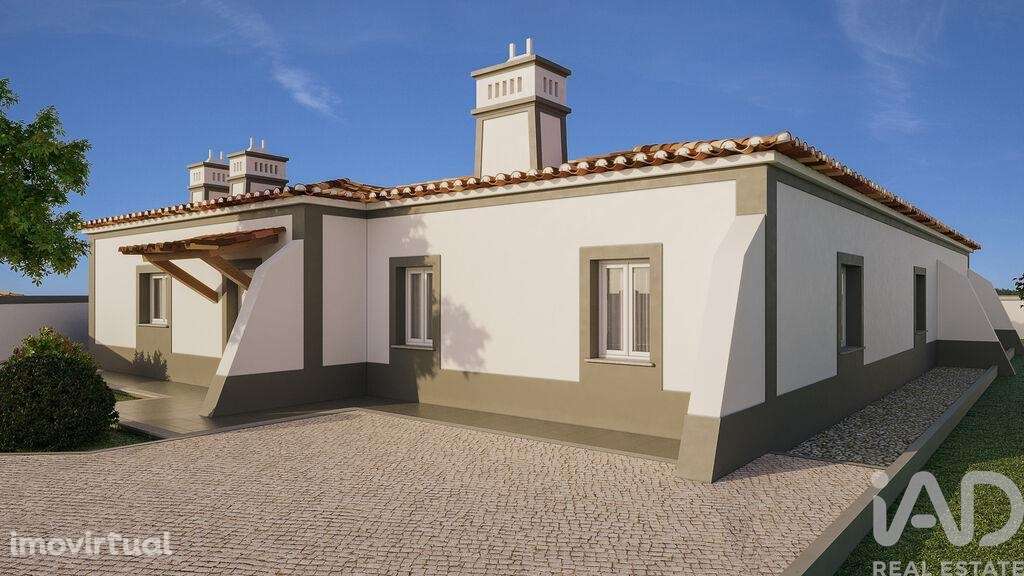 Casa T3 em Caldas da Rainha - Santo Onofre e Serra do Bouro de 212,00 - Grande imagem: 4/27