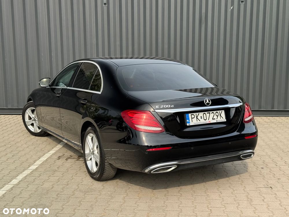 Mercedes-Benz Klasa E - 7