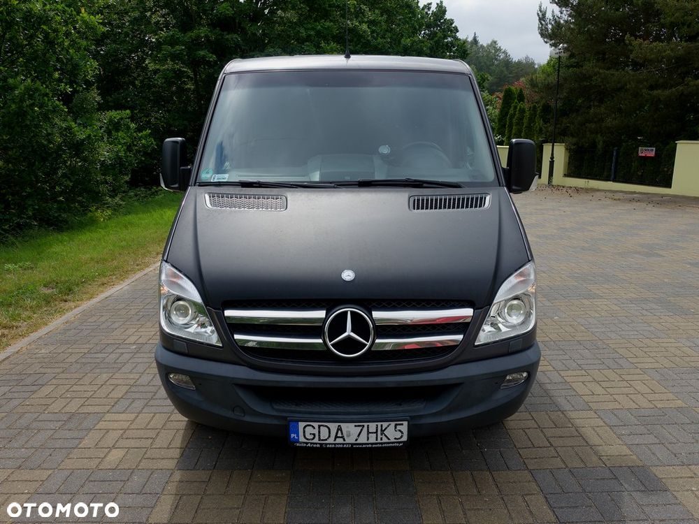 Mercedes-Benz Sprinter 319 - 6
