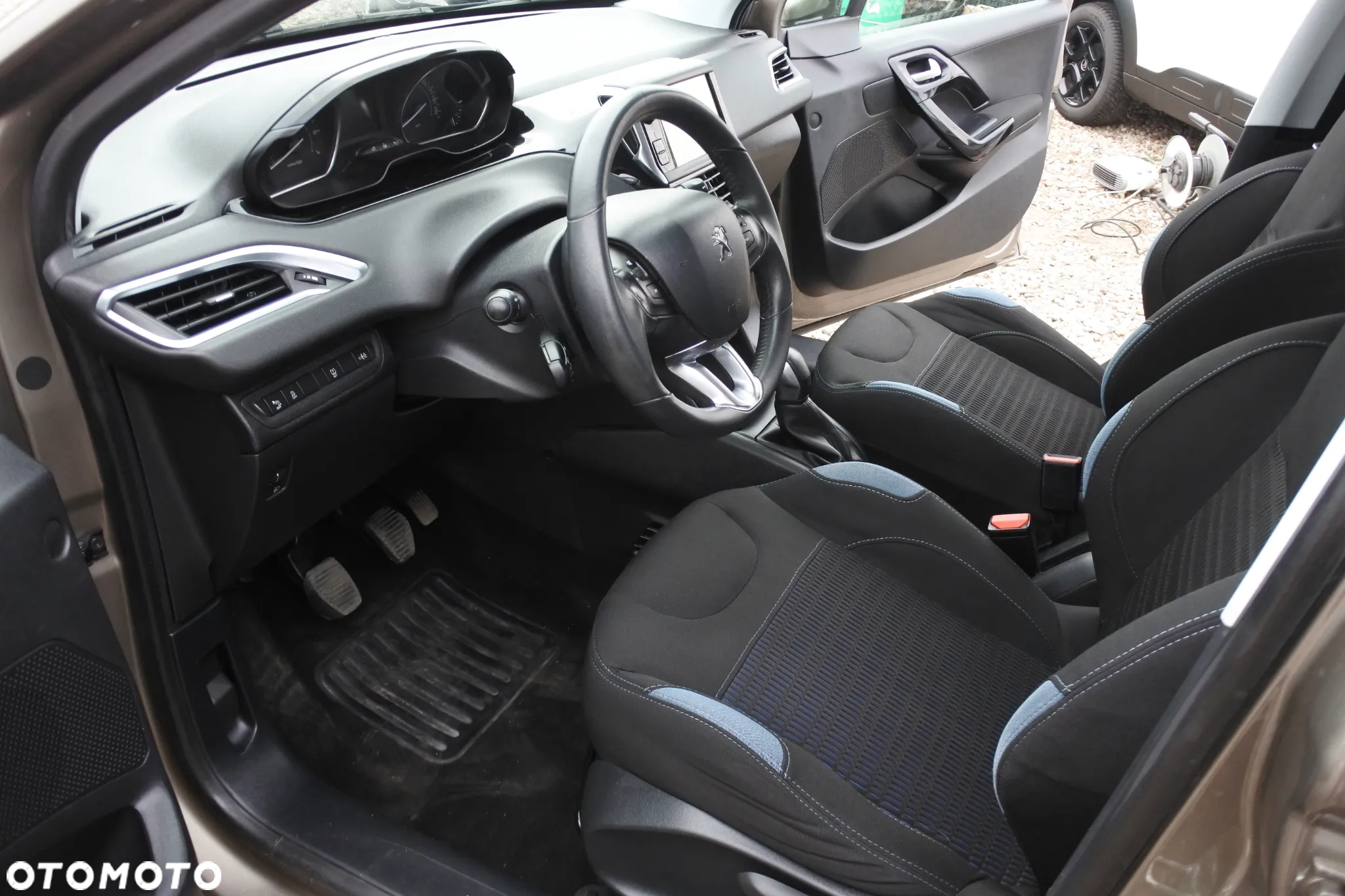 Peugeot 208 1.2 VTi Active - 10