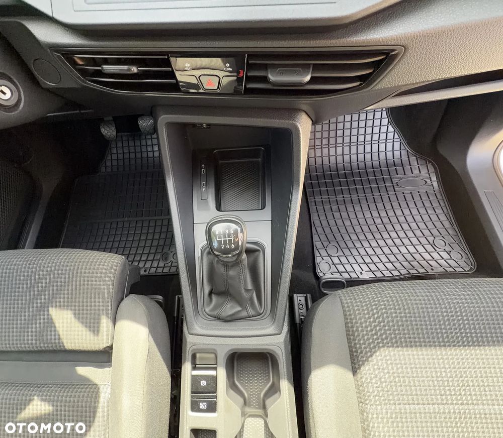 Volkswagen Caddy - 41