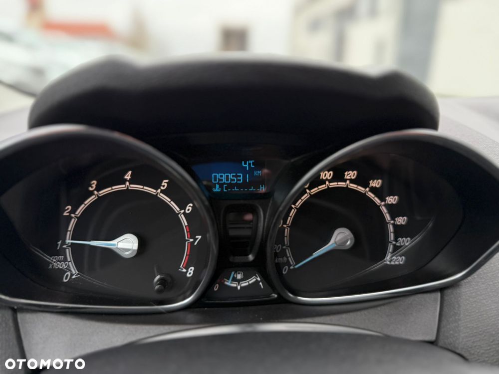 Ford Fiesta 1.0 EcoBoost Titanium X - 12