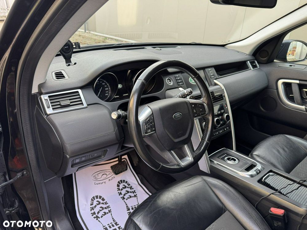 Land Rover Discovery Sport 2.0 D180 R-Dynamic HSE - 12