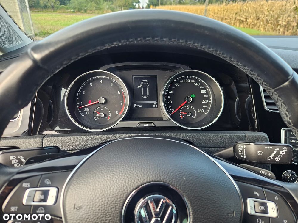 Volkswagen Golf VII 1.4 TSI BMT Comfortline DSG - 9