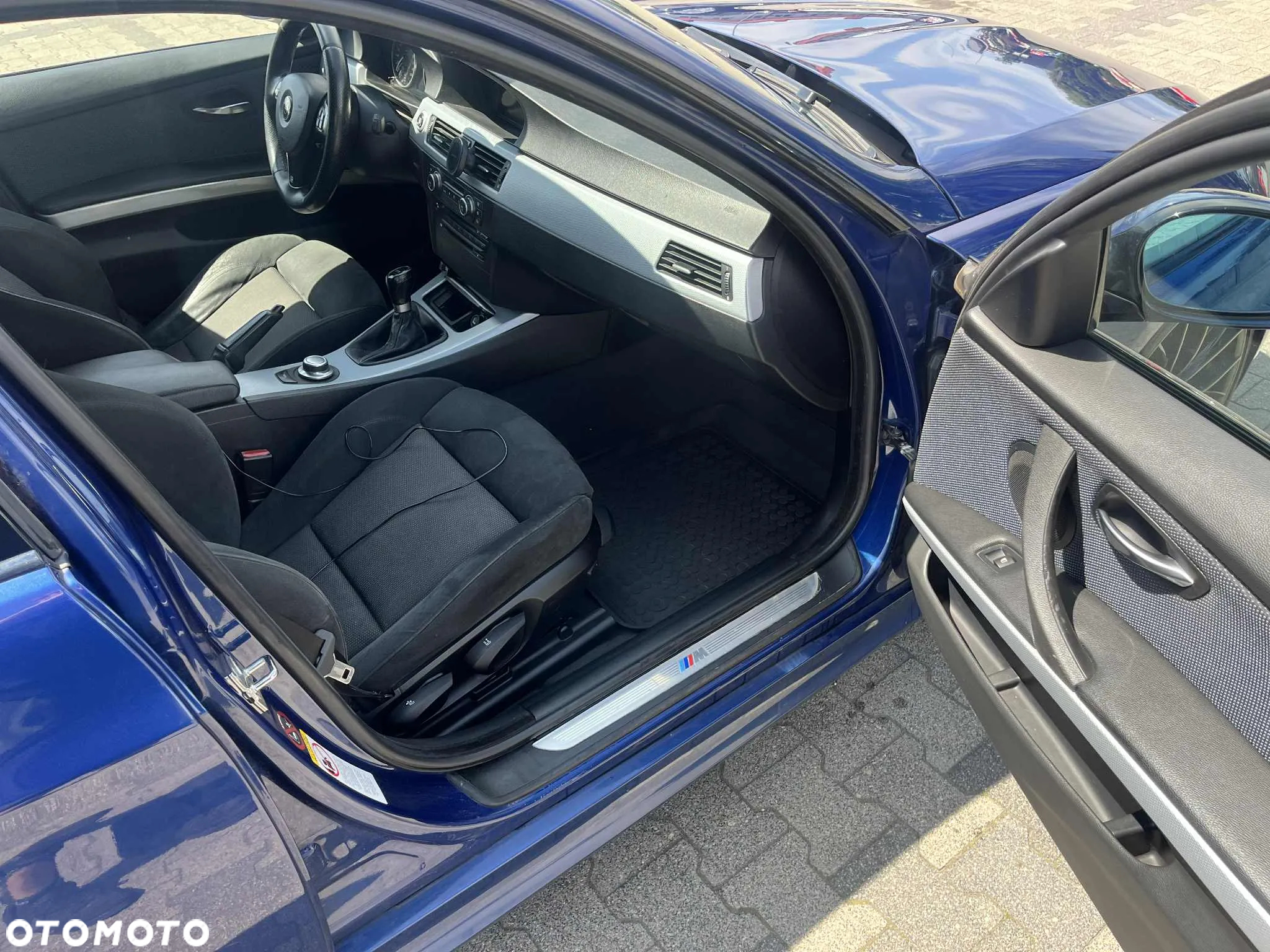 BMW Seria 3 325d - 20