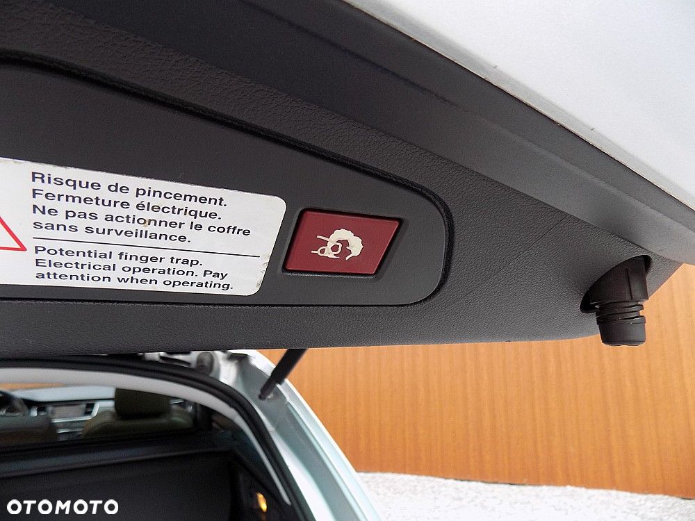 Peugeot 508 HDi FAP 140 Allure - 24