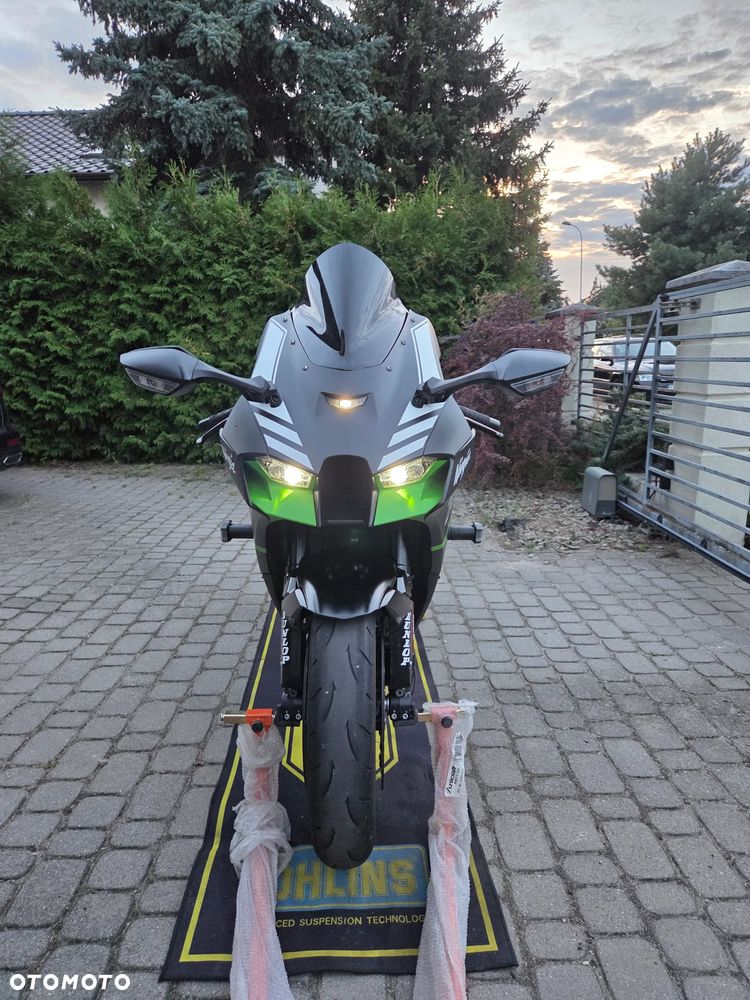Kawasaki Ninja - 6