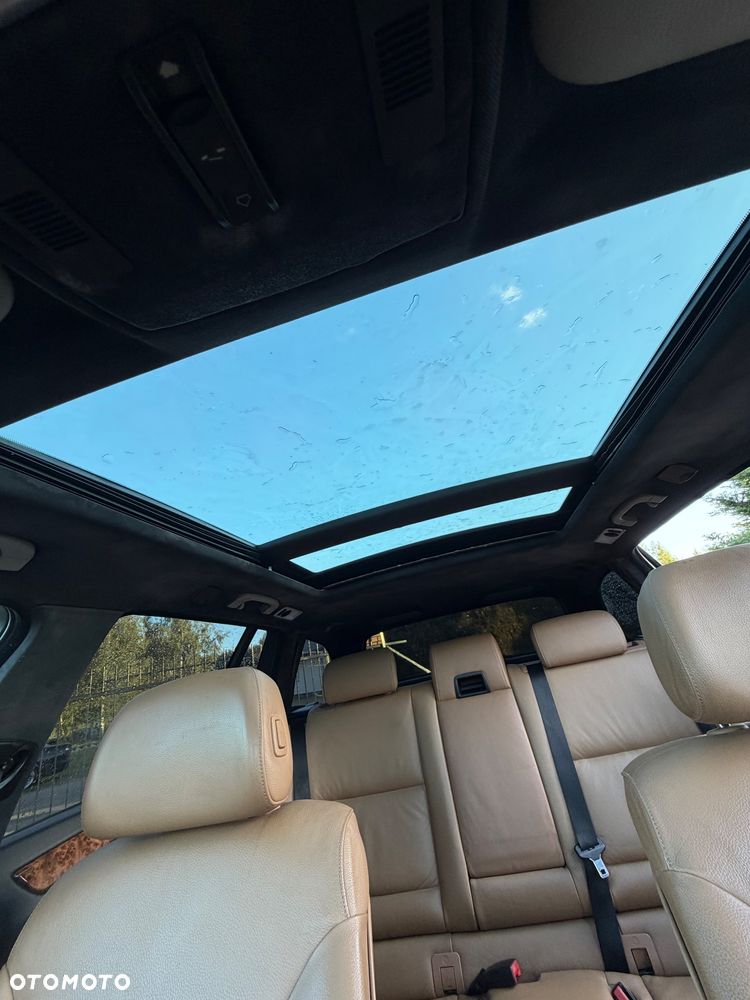 BMW Seria 5 525d - 14