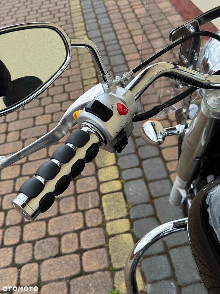 Suzuki Inny - 22