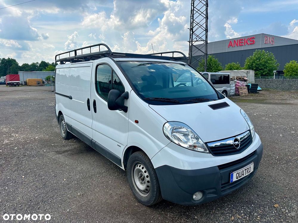 Opel Vivaro - 2