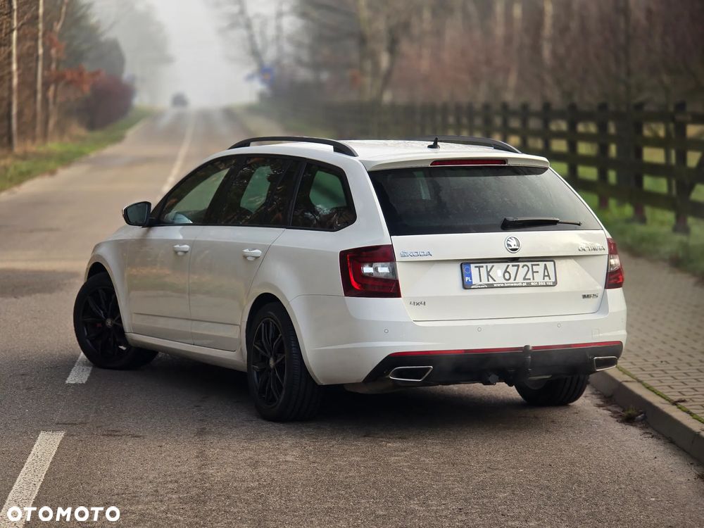 Skoda Octavia 2.0 TDI 4x4 DSG RS - 3