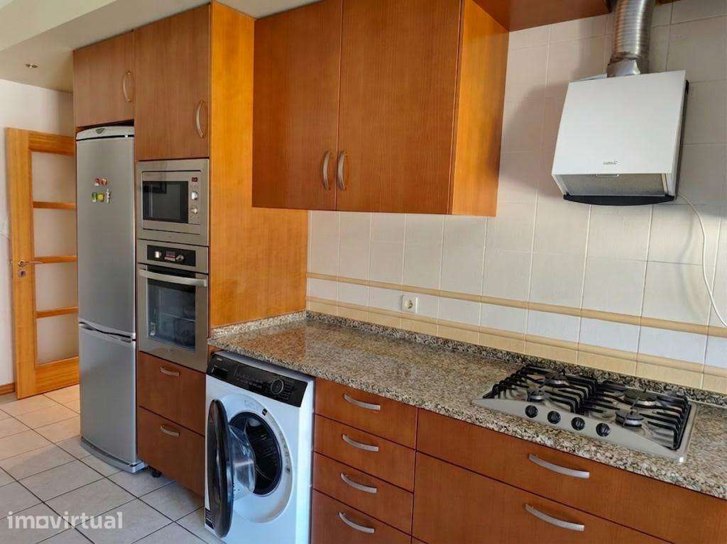 Apartamento T4 - Grande imagem: 3/17
