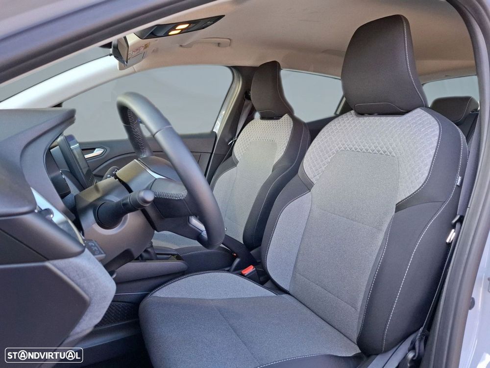 Renault Clio 1.0 TCe Evolution Bi-Fuel - 11