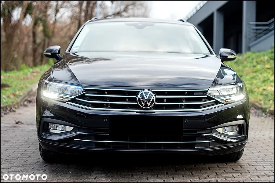Volkswagen Passat - 2
