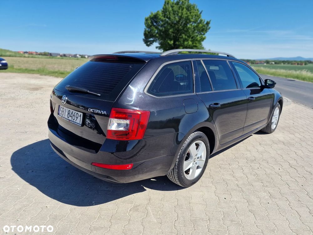 Skoda Octavia 1.6 TDI (Green tec) Style - 11