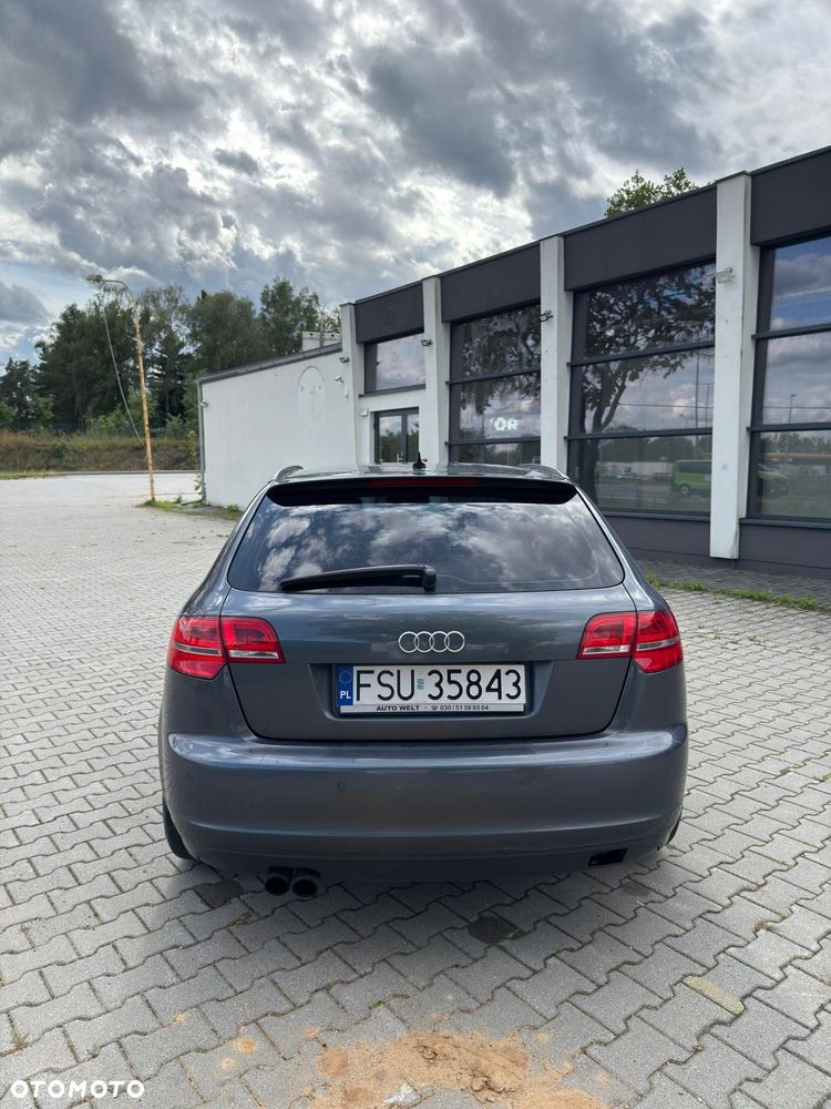 Audi A3 Sportback 2.0 TDI DPF Ambiente - 14