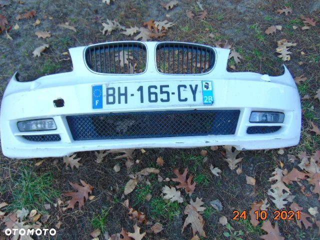 BMW 1 e87 e81 E82 E88 ZDERZAK przód przedni pod xenon SPRYSKi spryskiwacze kratki halogenY NERKI KOLOR BIAŁY A300 ALPINWEISS 300 - 1