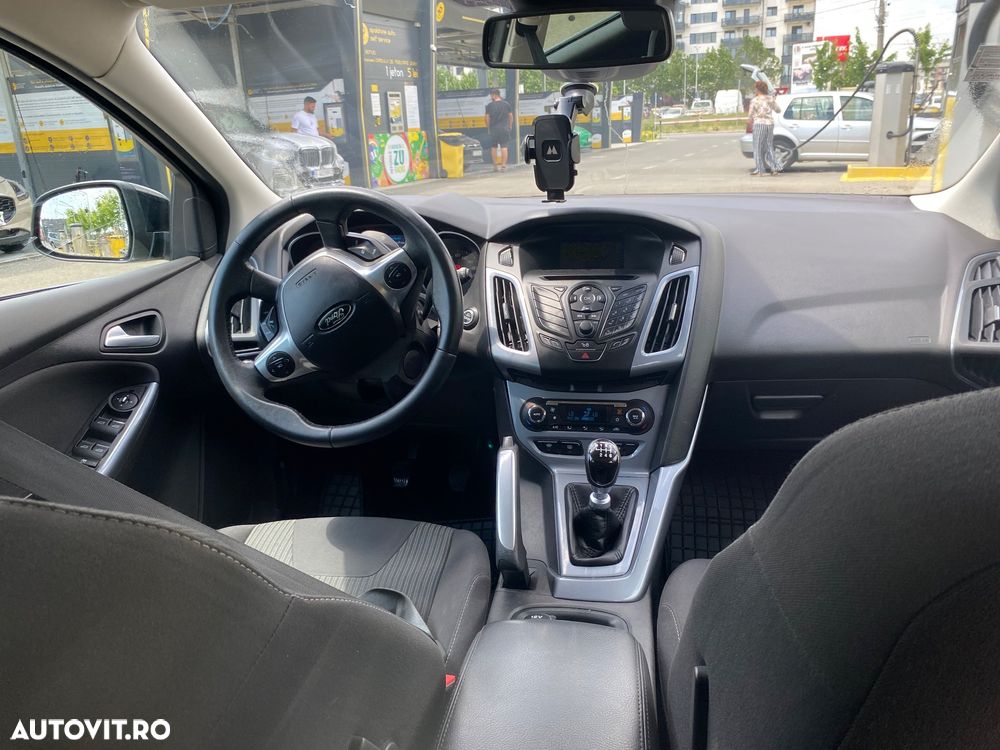 Ford Focus 1.6 EcoBoost Start-Stopp-System Titanium - 10