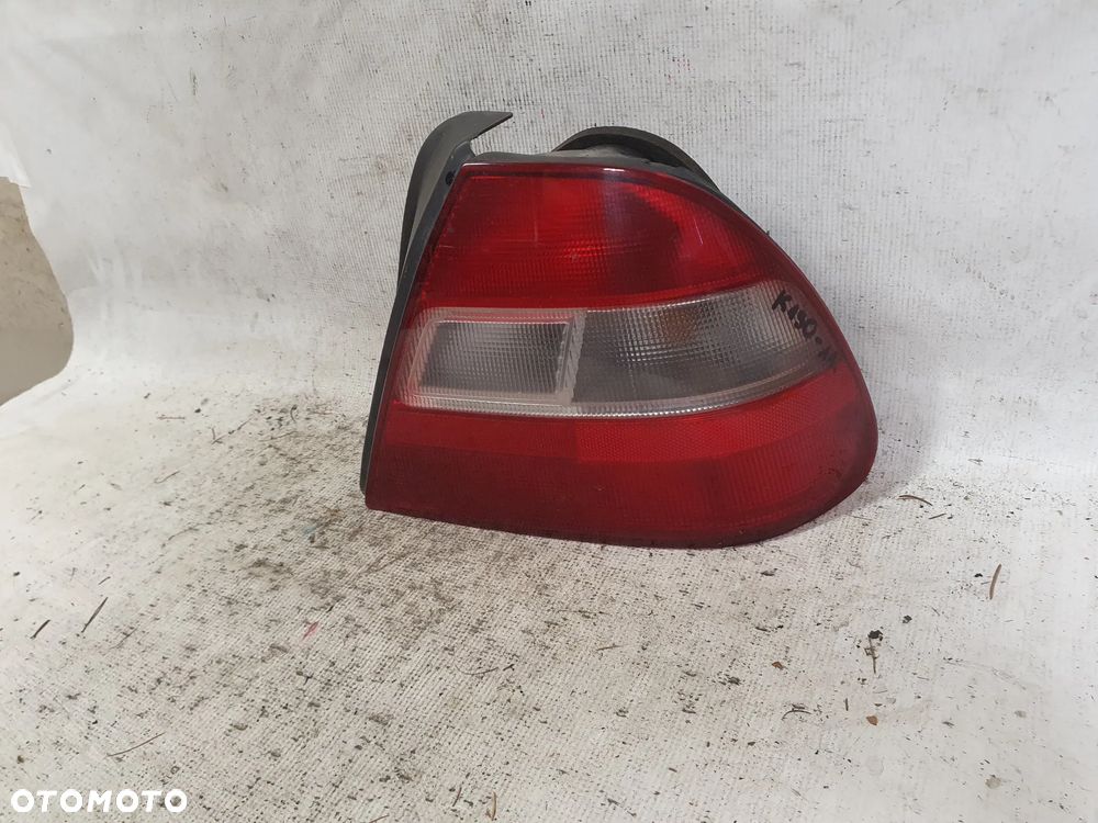 * LAMPA TYLNA PRAWA TYŁ PRAWO SUZUKI BALENO - 2