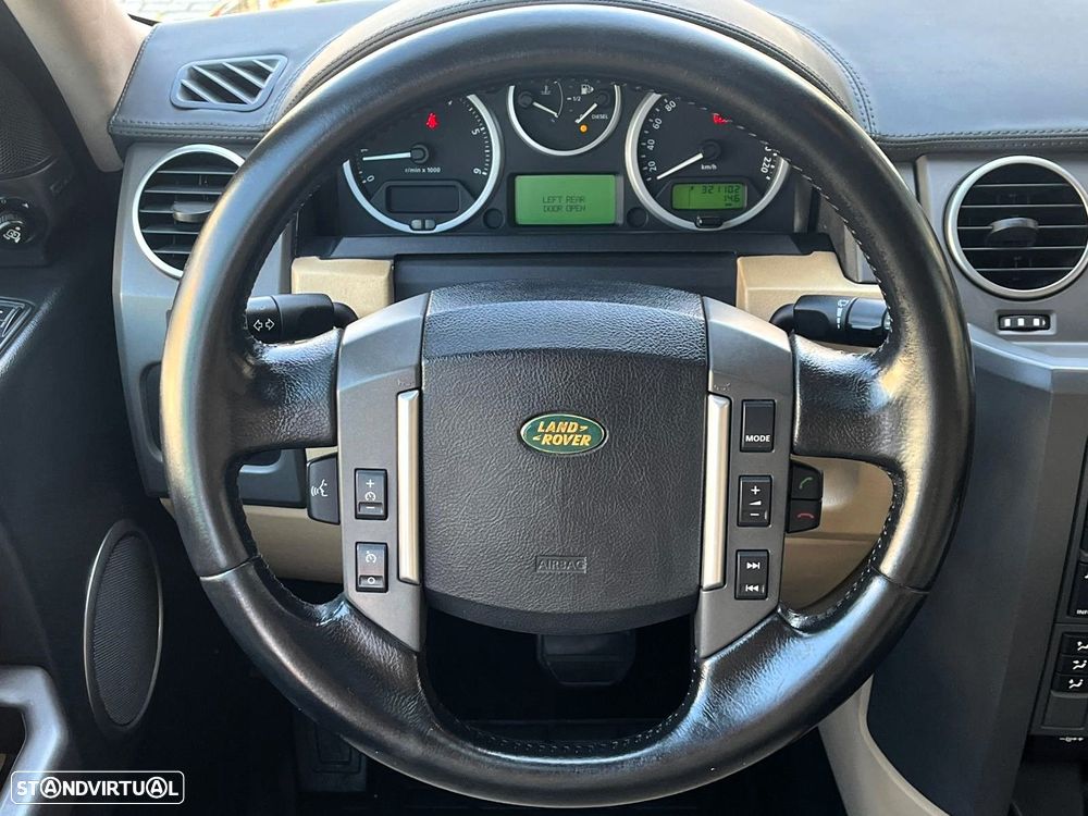 Land Rover Discovery 2.7 TD V6 HSE Auto. - 36
