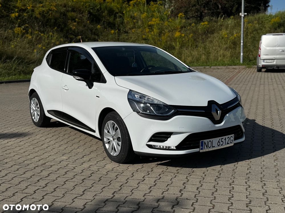 Renault Clio 1.2 16V 75 LIMITED - 3