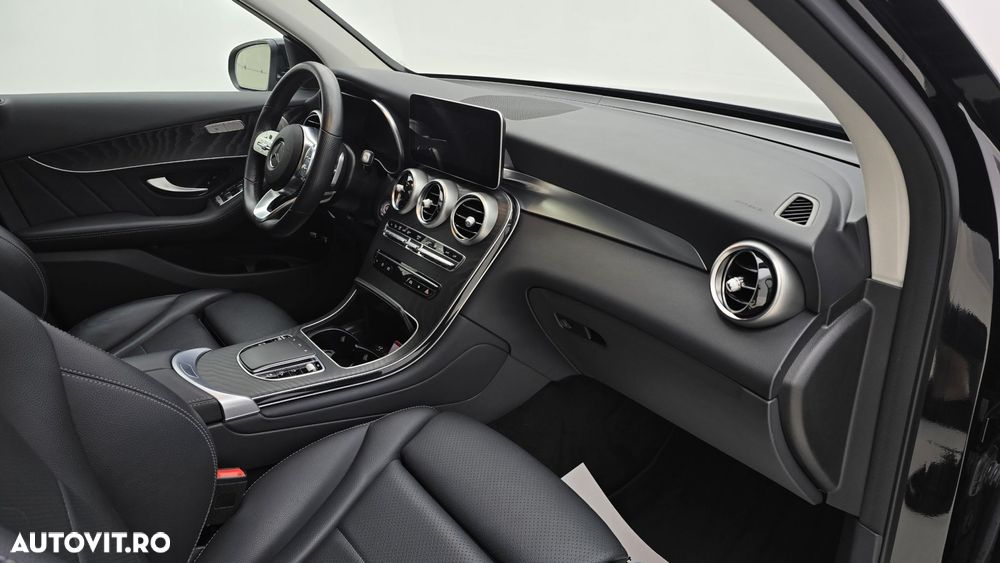Mercedes-Benz GLC 300 e 4MATIC - 20