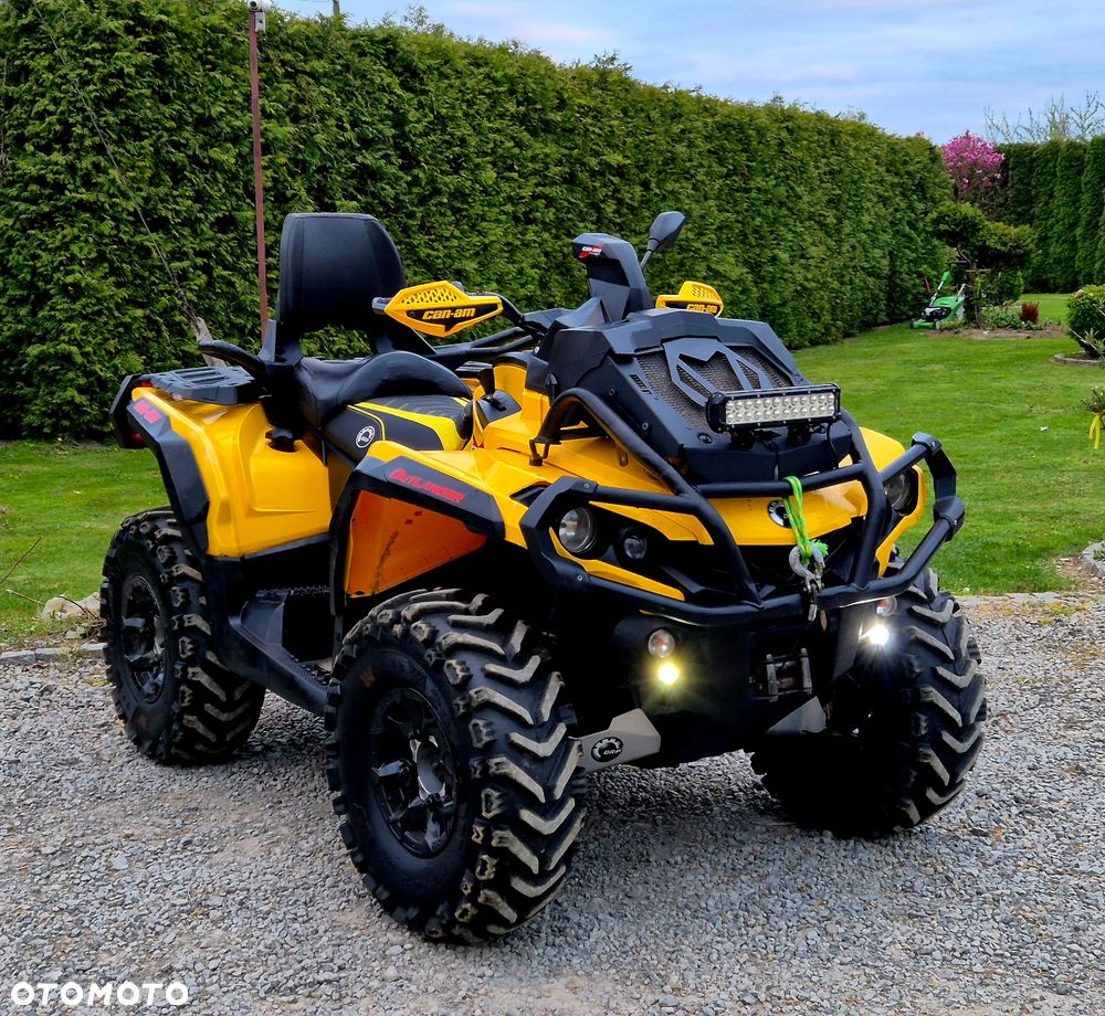 Can-Am Outlander Max - 1