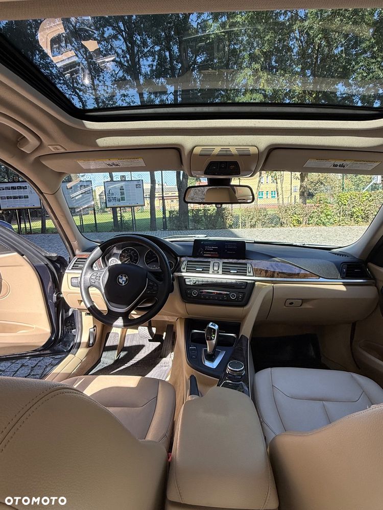 BMW Seria 3 328i xDrive - 20