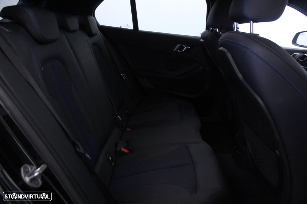 BMW 116 d Pack Desportivo M Auto - 15