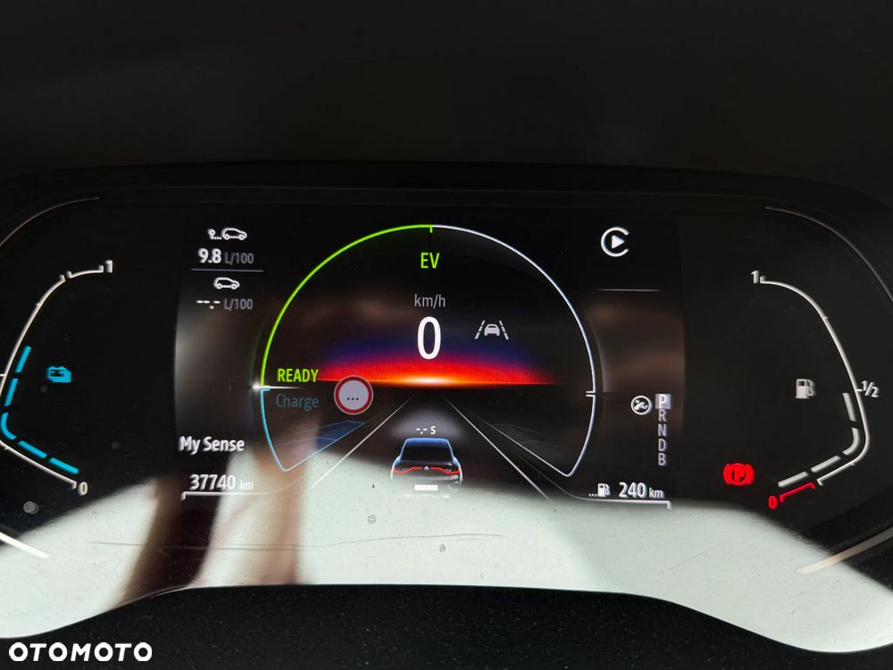 Renault Arkana E-TECH 145 INTENS - 13
