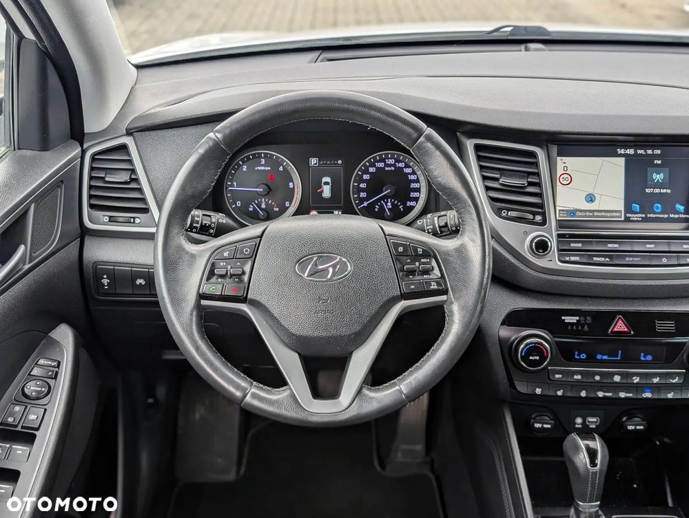 Hyundai Tucson blue 1.7 CRDi 2WD DCT Premium - 11