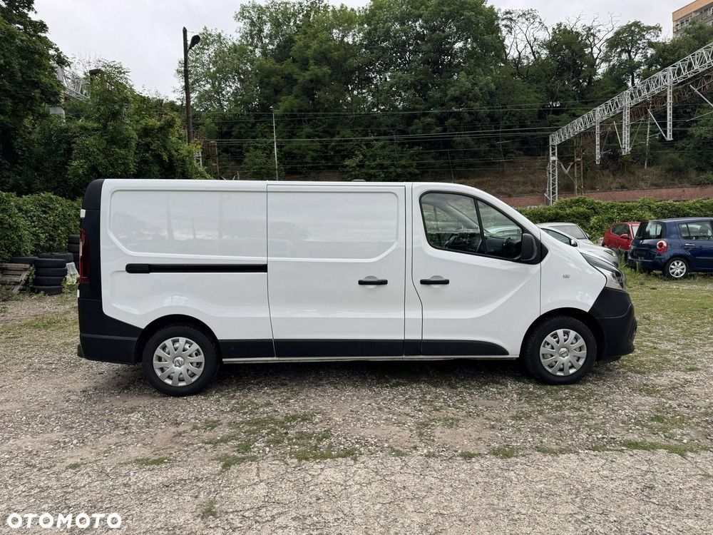 Nissan NV300 - 6