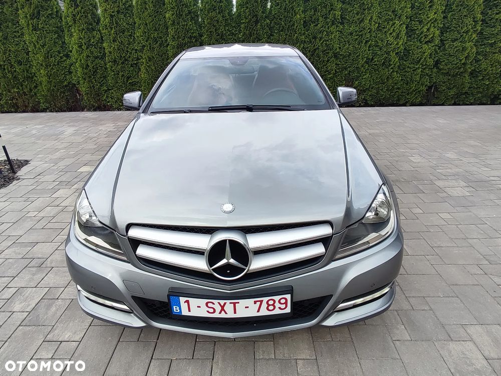 Mercedes-Benz Klasa C 220 BlueTEC BlueEFFICIENCY Edition 7G-TRONIC Edition 1 - 10