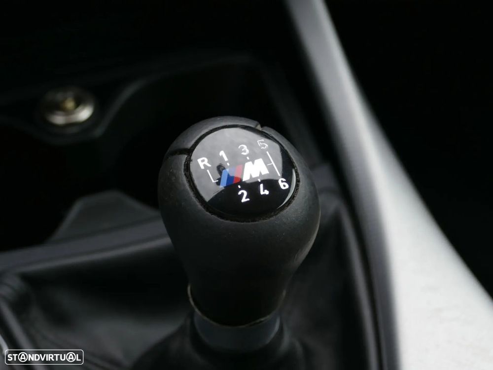 BMW 116 d Pack M - 21