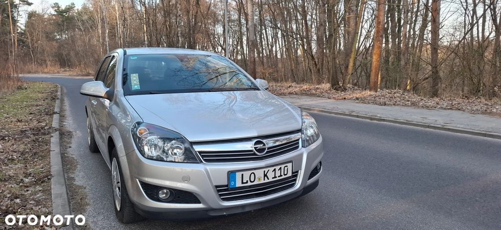 Opel Astra 1.8 Edition 111 Jahre - 3