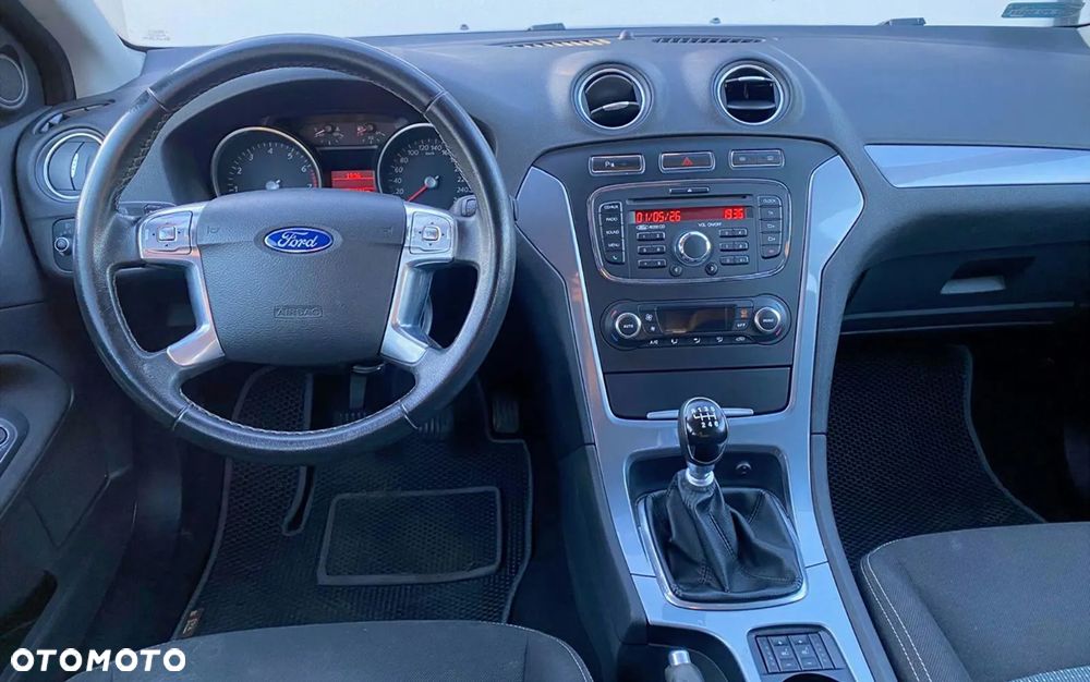 Ford Mondeo - 9