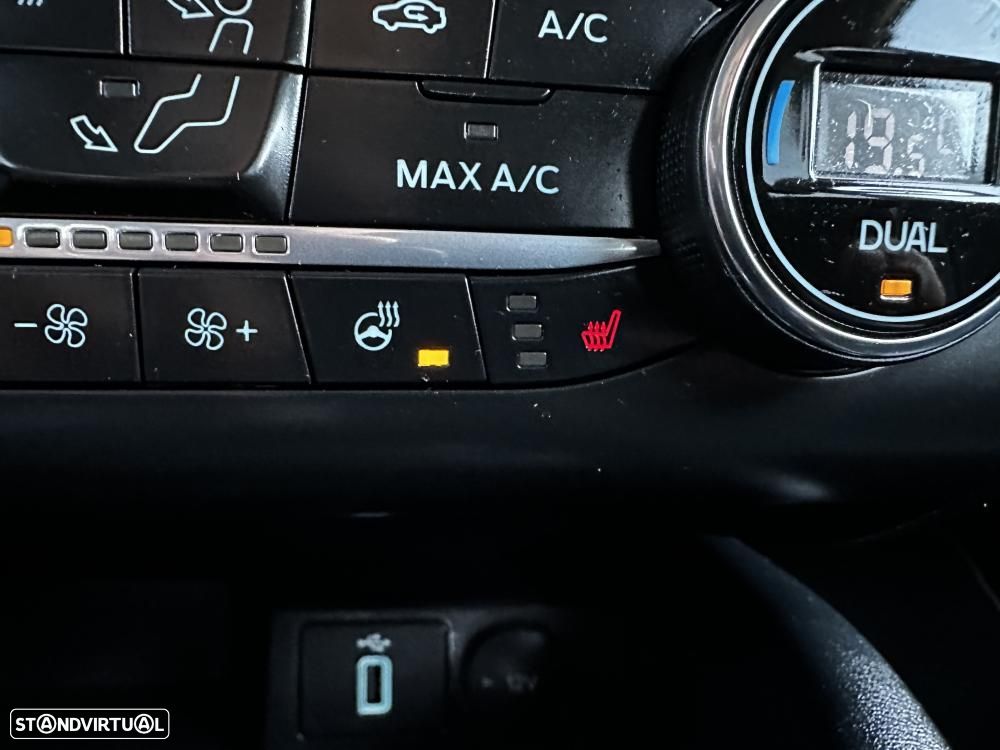 Ford Focus 2.0 TDCi EcoBlue Vignale - 32