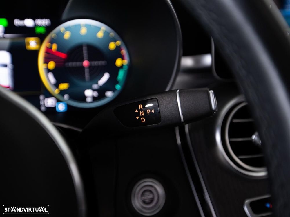 Mercedes-Benz GLC 300 de 4Matic - 24