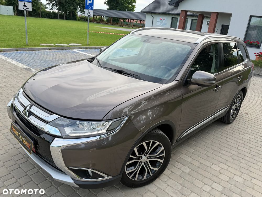 Mitsubishi Outlander 2.2 DI-D 4WD Invite - 36