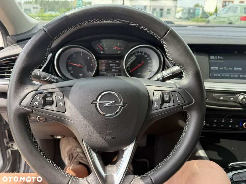 Opel Insignia - 24