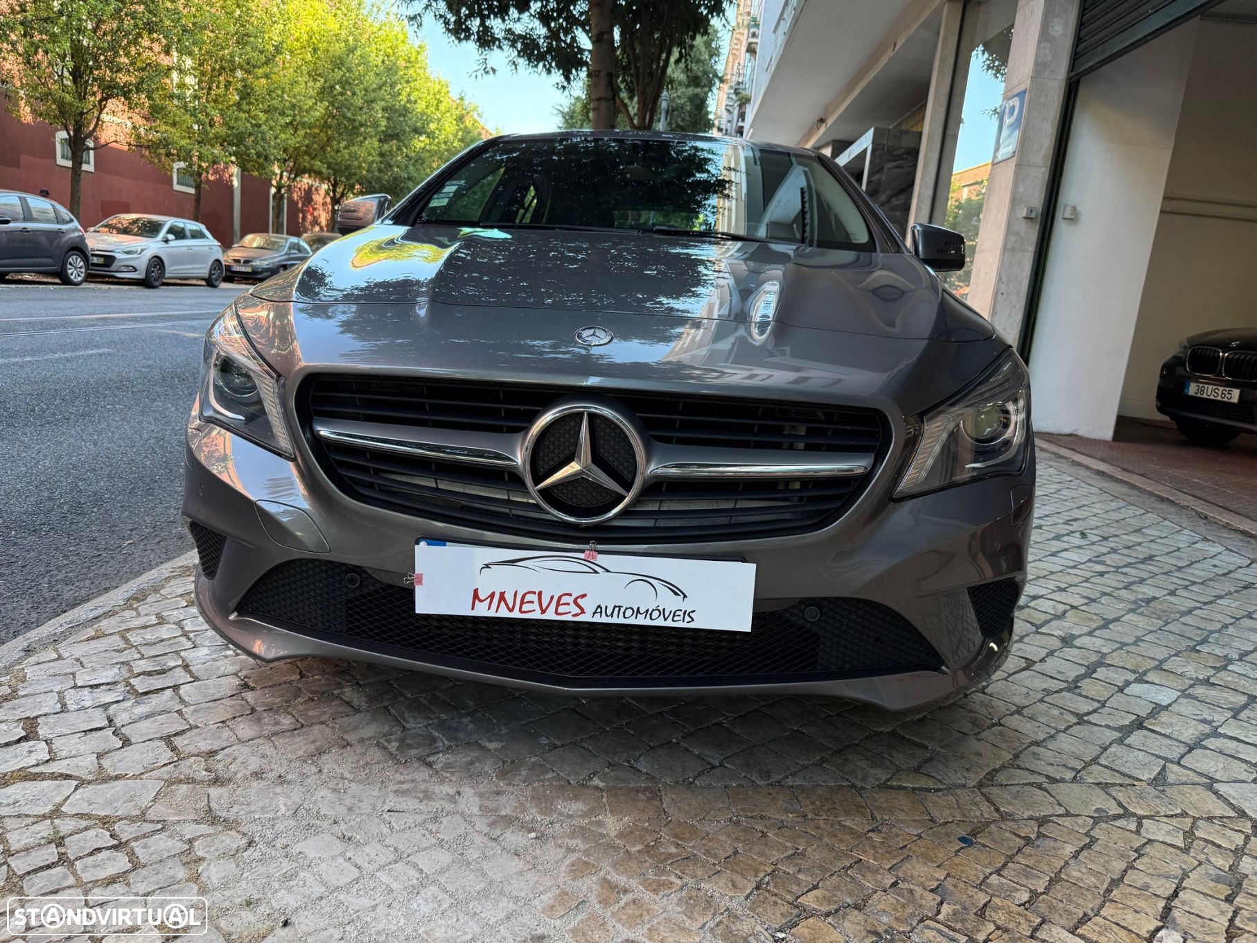 Mercedes-Benz CLA 180 d Shooting Brake - 8