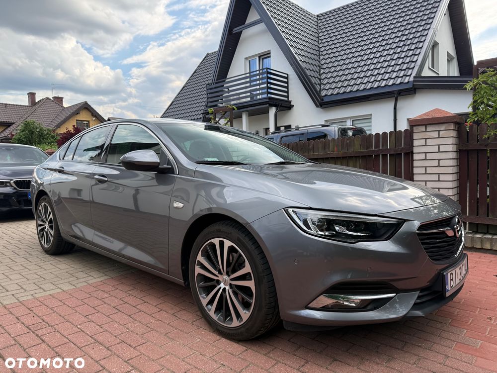 Opel Insignia - 1