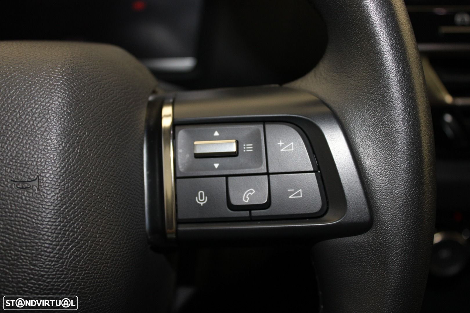 Citroën e-C4 50 kWh E-Series Collection - 13