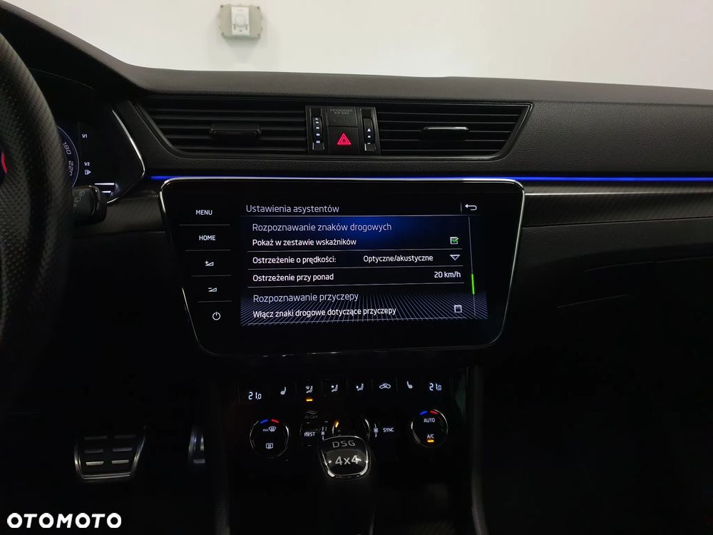 Skoda Superb 2.0 TDI 4x4 DSG Sportline - 25