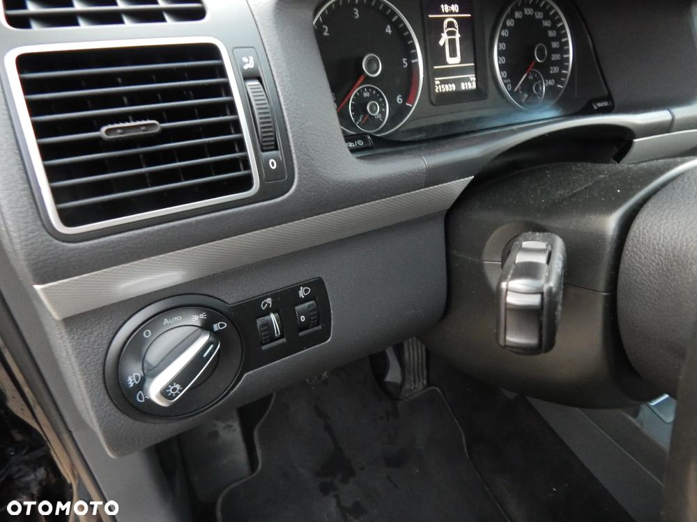 Volkswagen Touran 1.6 TDI DPF Life - 18