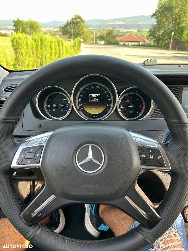 MERCEDES-BENZ C-Class 2011 — imagine 7
