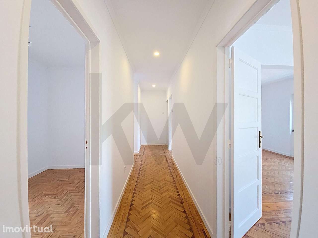 T4 com Garagem Fechada no Planalto de Santarém - Grande imagem: 3/22