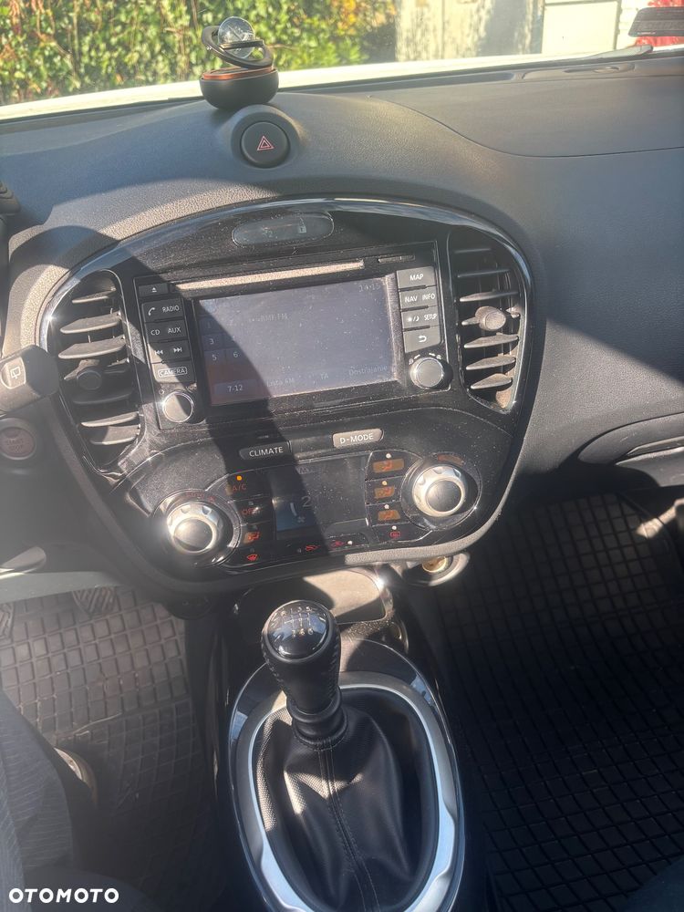 Nissan Juke 1.2 DIG-T N-Connecta EU6 - 19