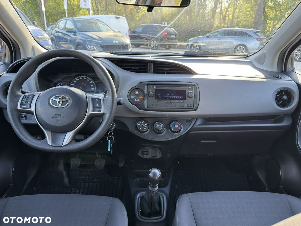 Toyota Yaris 1.5 Active - 16